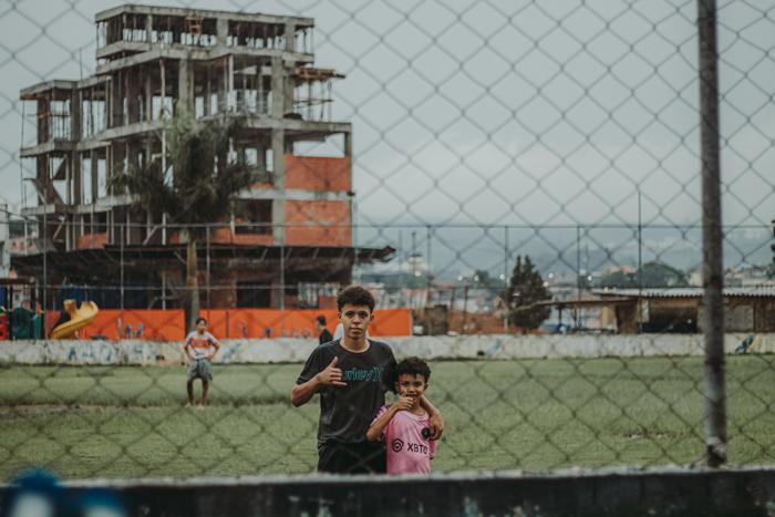 Kids and volunteers at the Kind Monsters Children's Day 2023 event in Brazil, photo 22